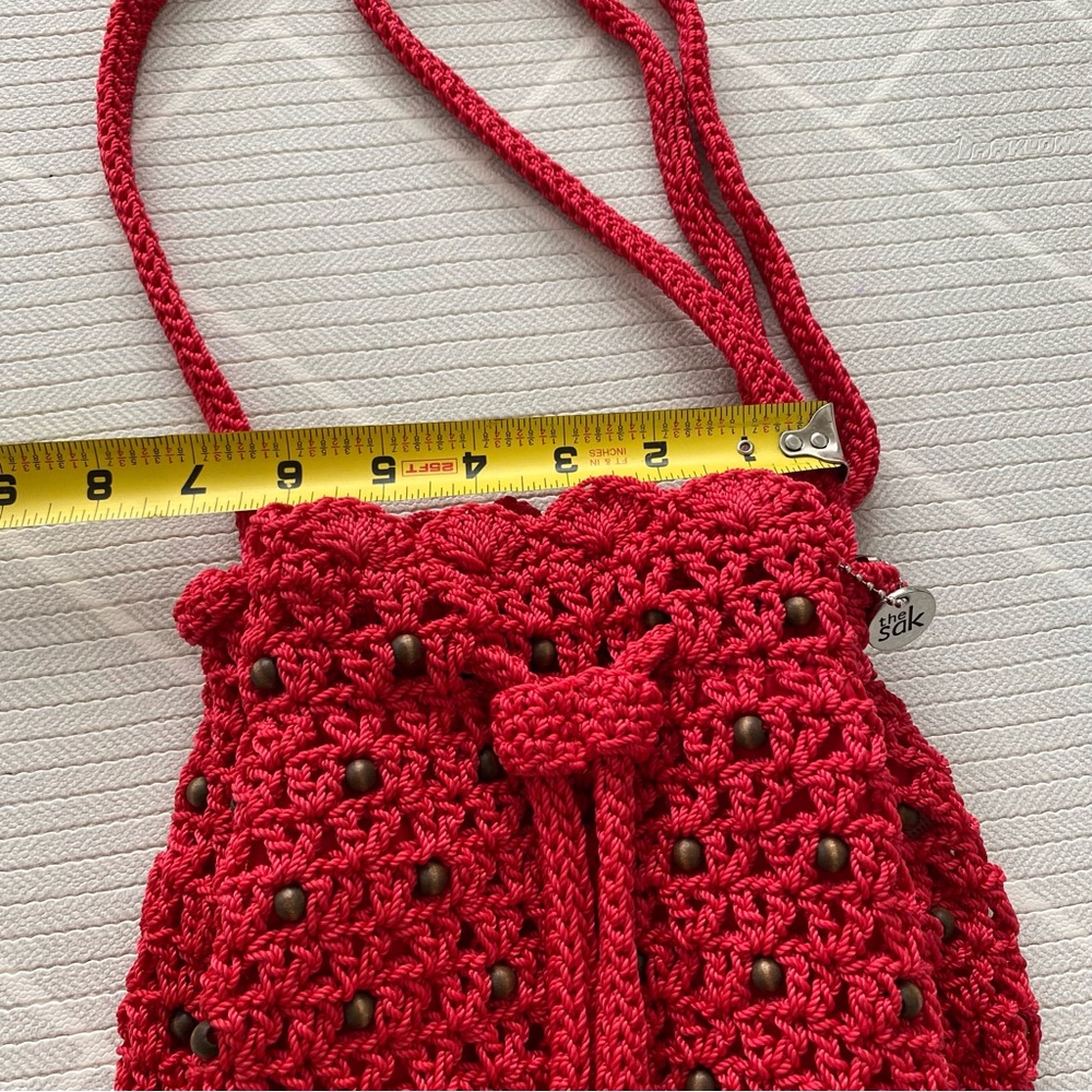 The Sak Red Boho Small Lined Crochet Drawstring Bucket Bag Crossbody - Picture 2 of 11